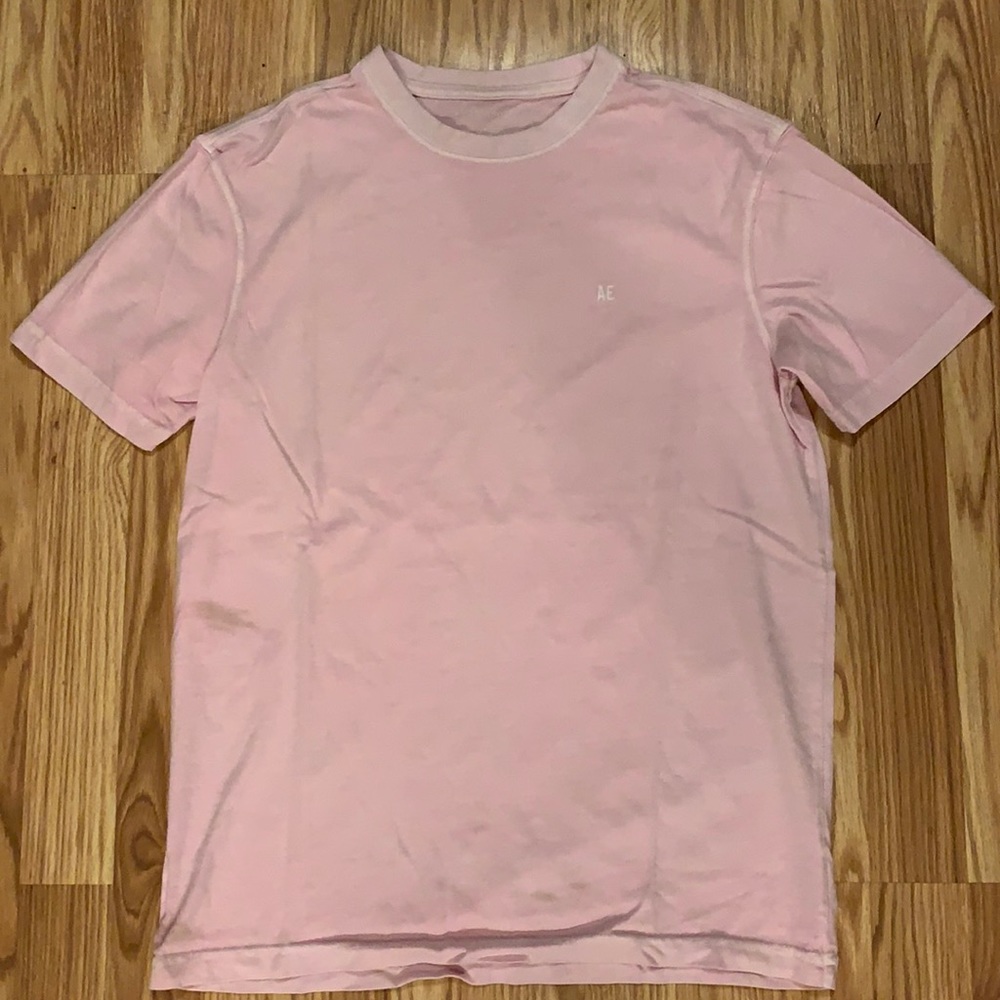 American Eagle pink t-shirt XS